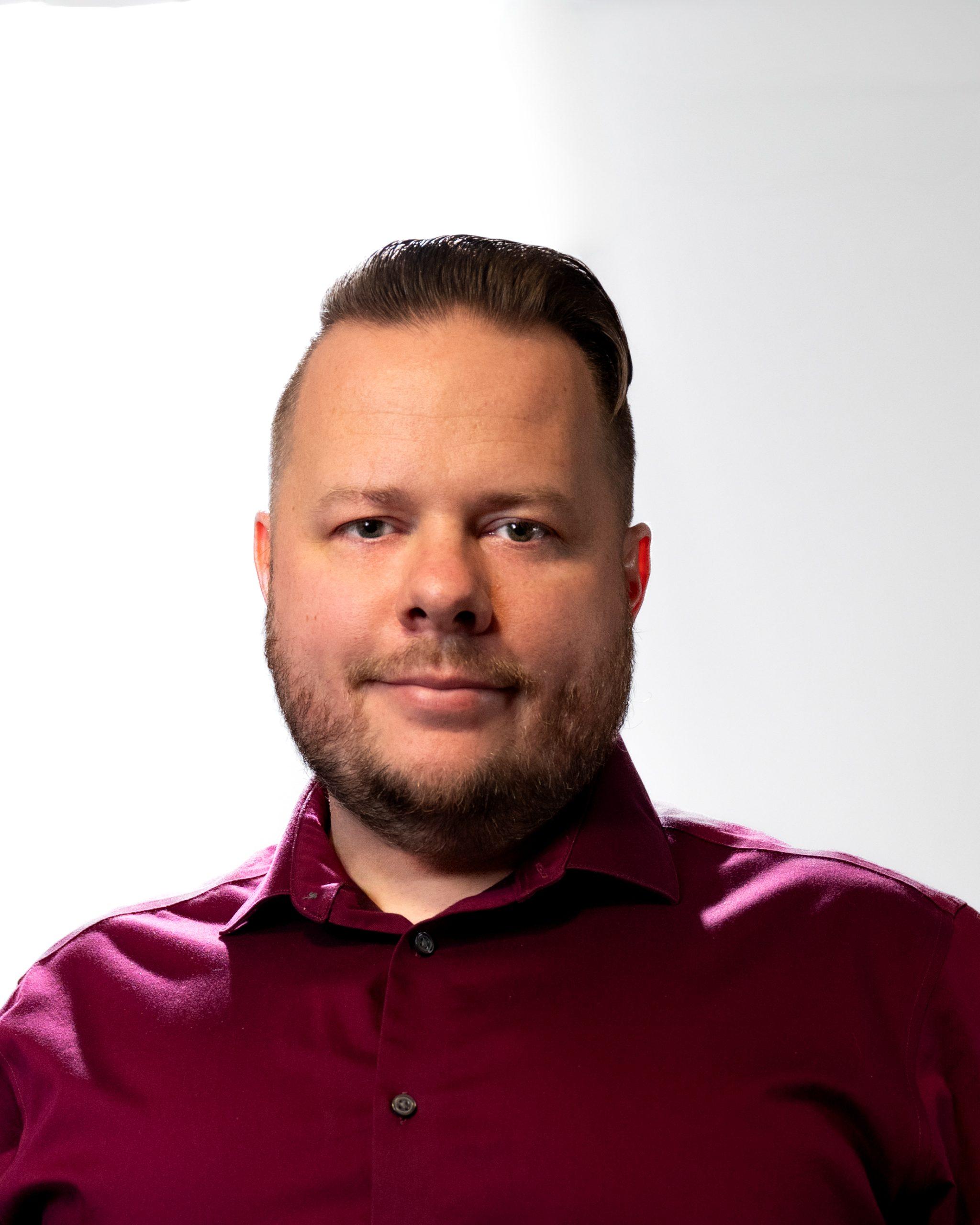 Aaron Oswalt, Director, System Implementation & Administration at Pervasive Path